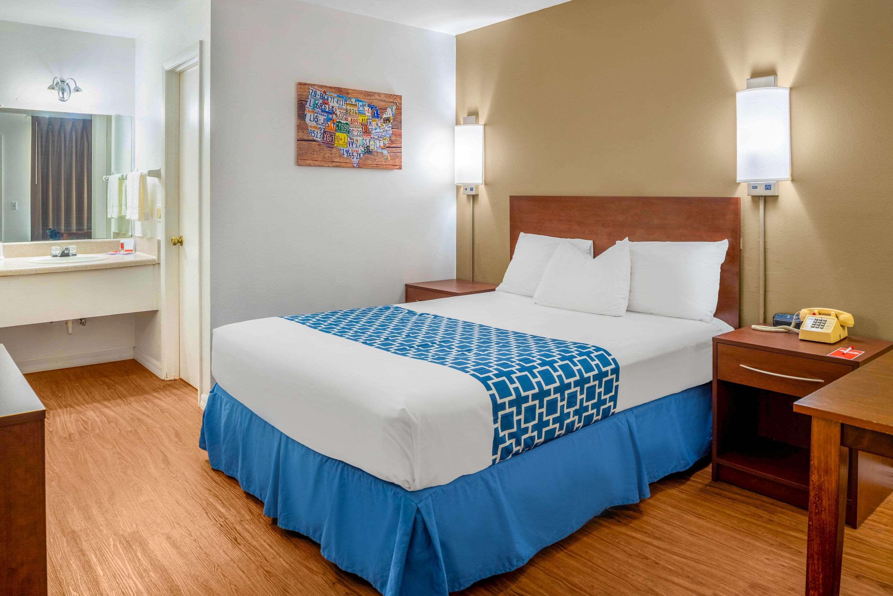 Econo Lodge Crystal River Exteriör bild